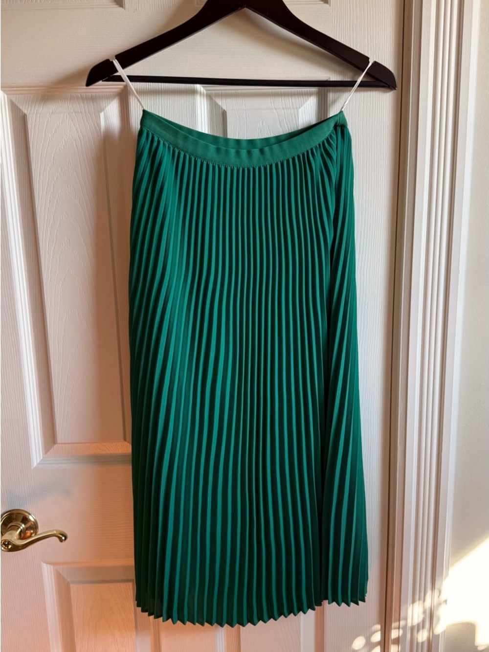 Babaton Emerald Green Pleated Midi Skirt